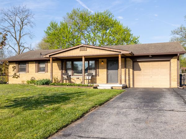 654 Sunset Boulevard , Greenwood, IN 46142