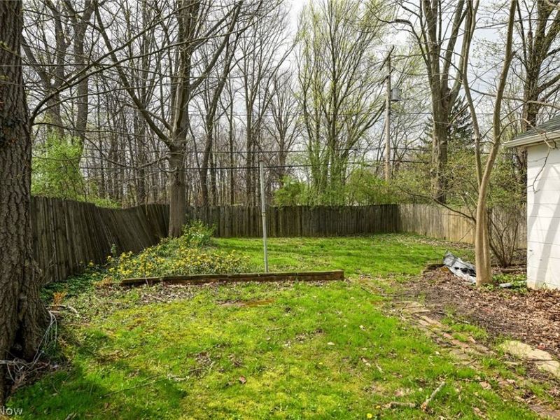 17812 Dalewood Avenue, Maple Heights, OH 44137 Photo 19