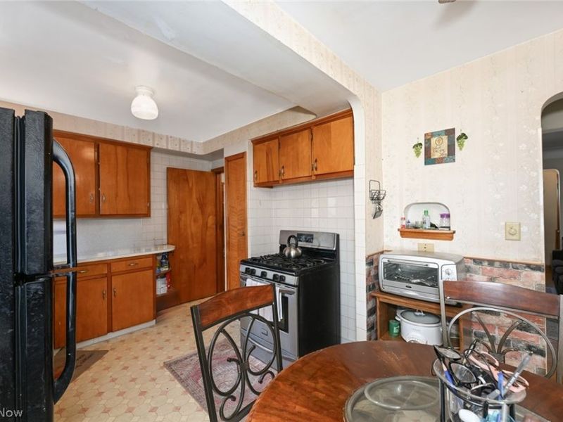 17812 Dalewood Avenue, Maple Heights, OH 44137 Photo 7