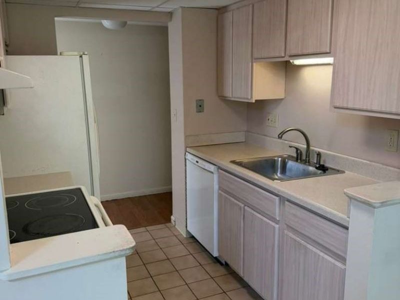 25 Sutton Place, Shaker Heights, OH 44120 Photo 6