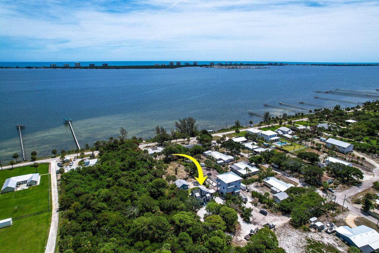 12000 Conklin Way, Jensen Beach, FL 34957 Photo