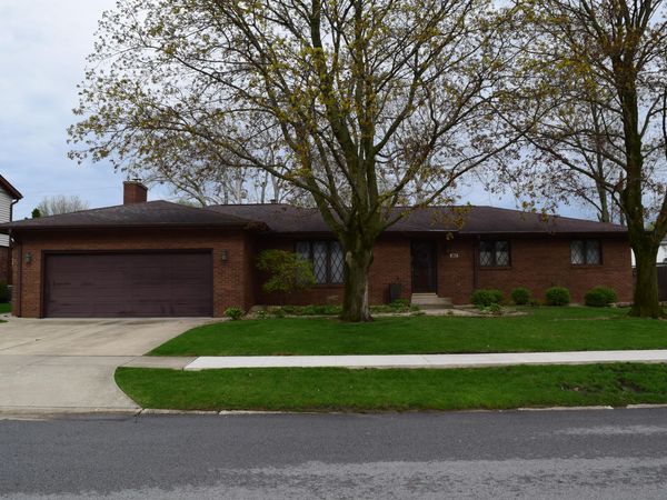 2508 Dorset Drive , Valparaiso, IN 46383