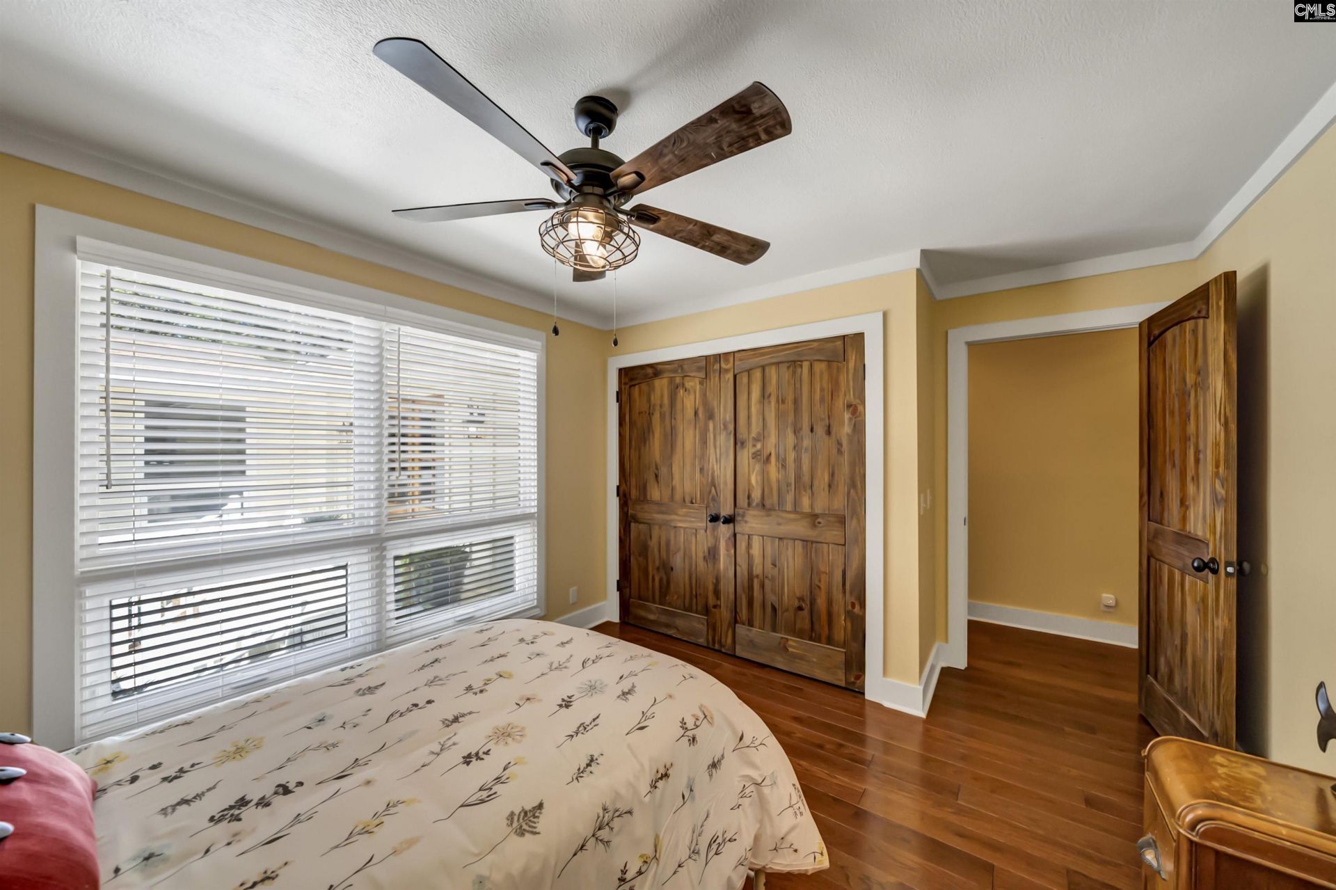 540 Little Creek Drive  Photo 32