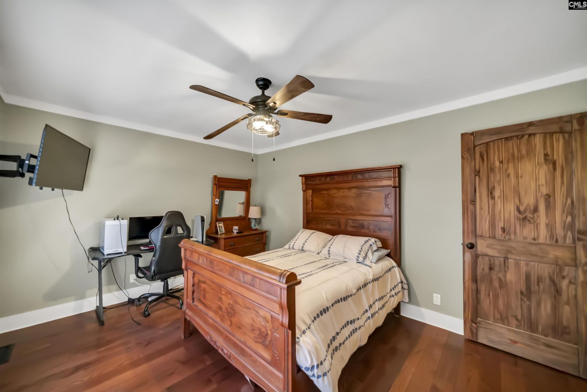 540 Little Creek Drive  Photo 35