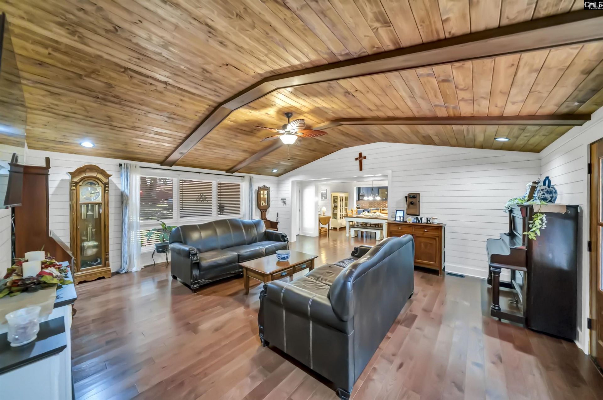 540 Little Creek Drive  Photo 8