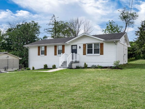 143 Evergreen Cir, Hendersonville, TN 37075