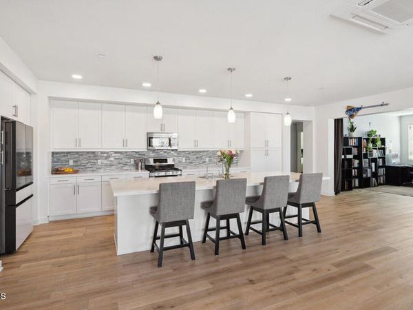 2800 Wagon Wheel Road, Unit 304, Oxnard, CA 93036