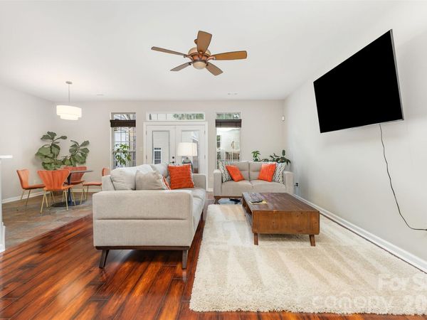 3832 Thomas Ridge Drive, Charlotte, NC 28269