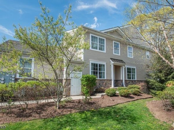 37 Mc Nish Way, West Caldwell, NJ 07006