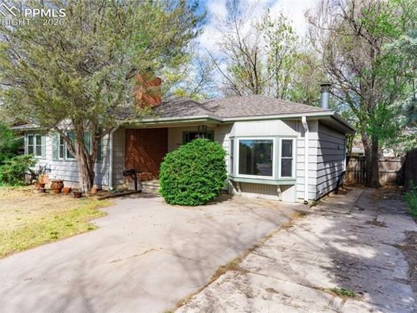 2818 Templeton Gap Road, Colorado Springs, CO 80907