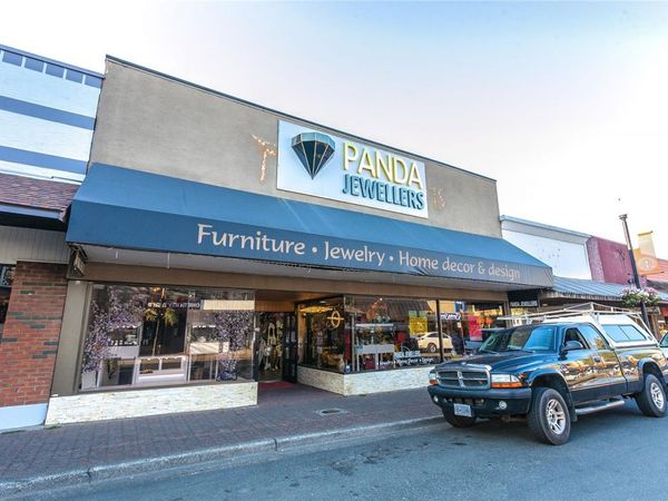 285 5th St, Courtenay, BC V9N 1J5