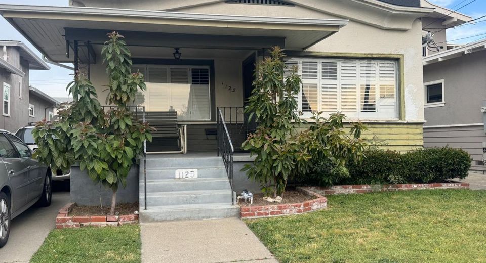 1125 Versailles Ave, Alameda, CA 94501 Photo