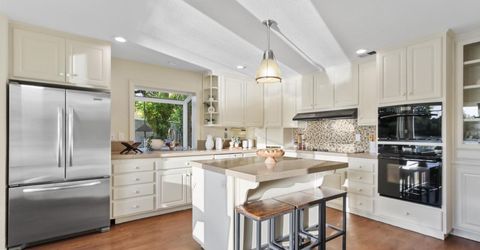 731 Lake Terrace Cir, Davis, CA 95616 Photo