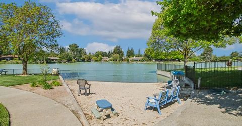 731 Lake Terrace Cir, Davis, CA 95616 Photo