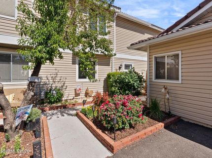 1122 Bradley Square, Sparks, NV 89434 Photo