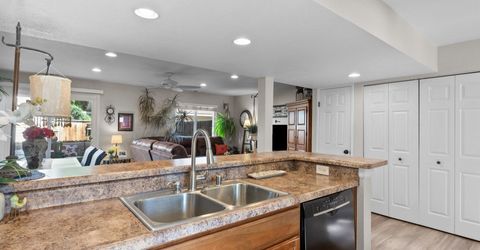 1122 Bradley Square, Sparks, NV 89434 Photo