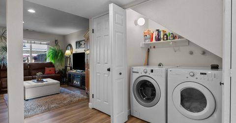 1122 Bradley Square, Sparks, NV 89434 Photo