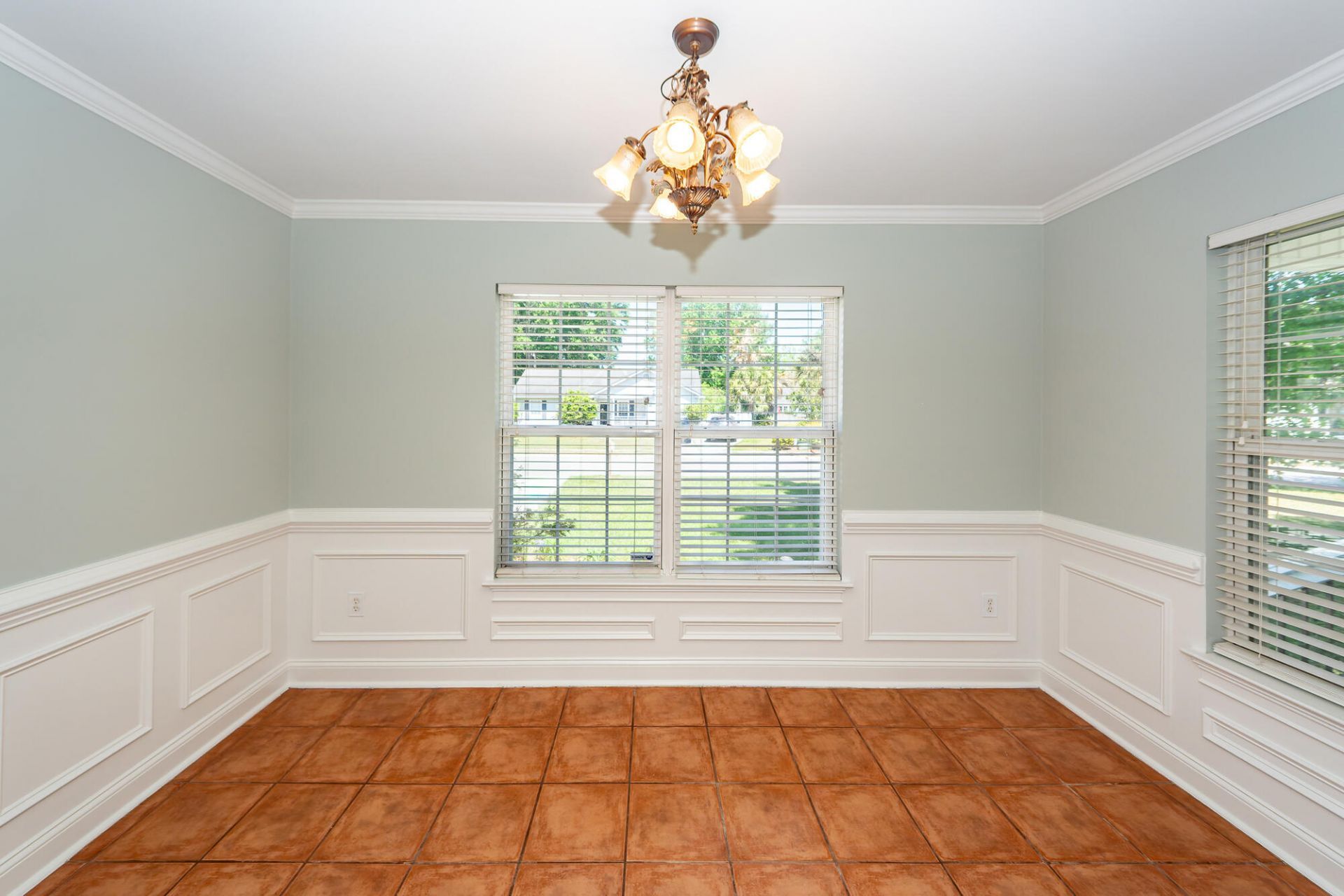 1333 Mapleton Avenue Photo 15