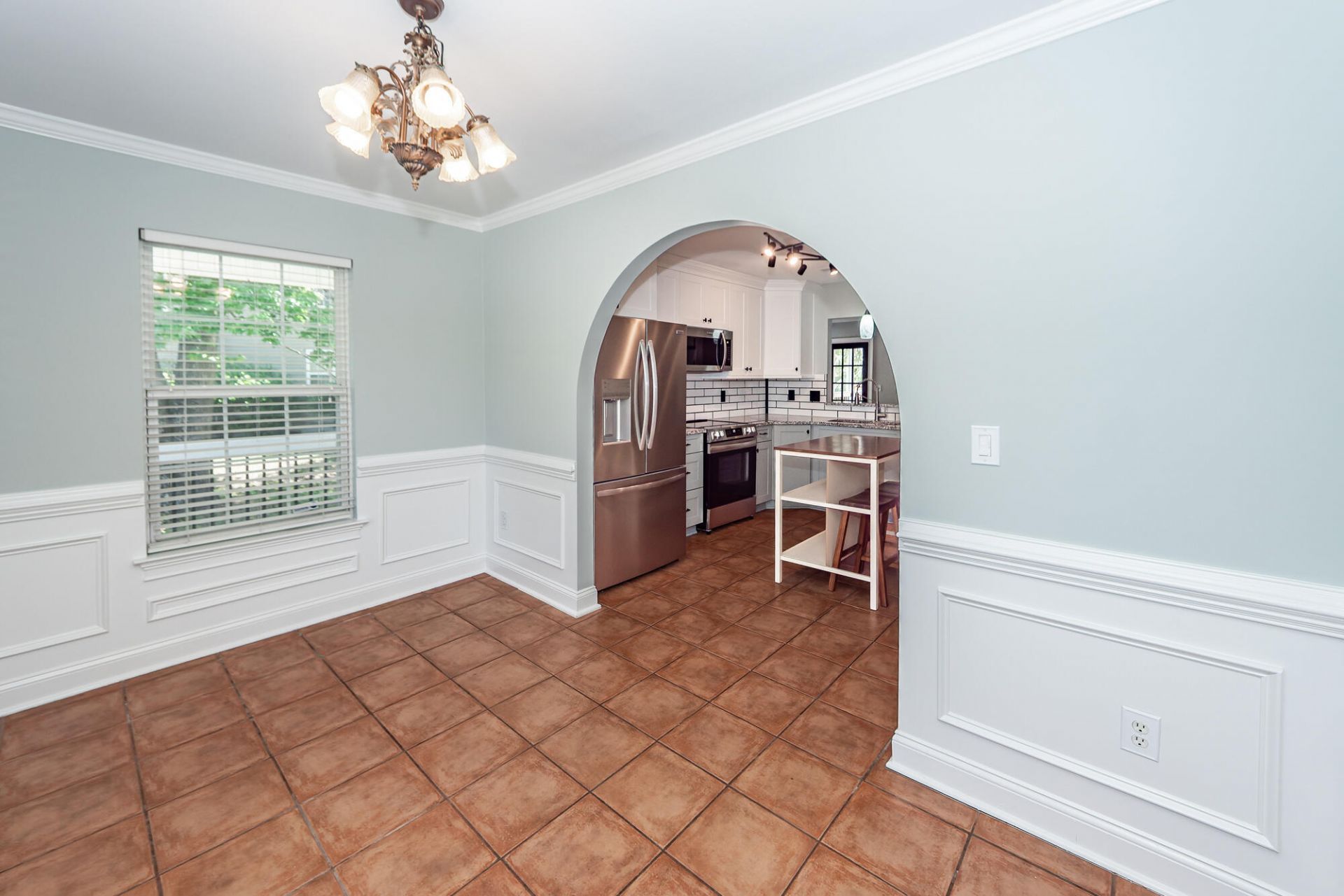 1333 Mapleton Avenue Photo 16