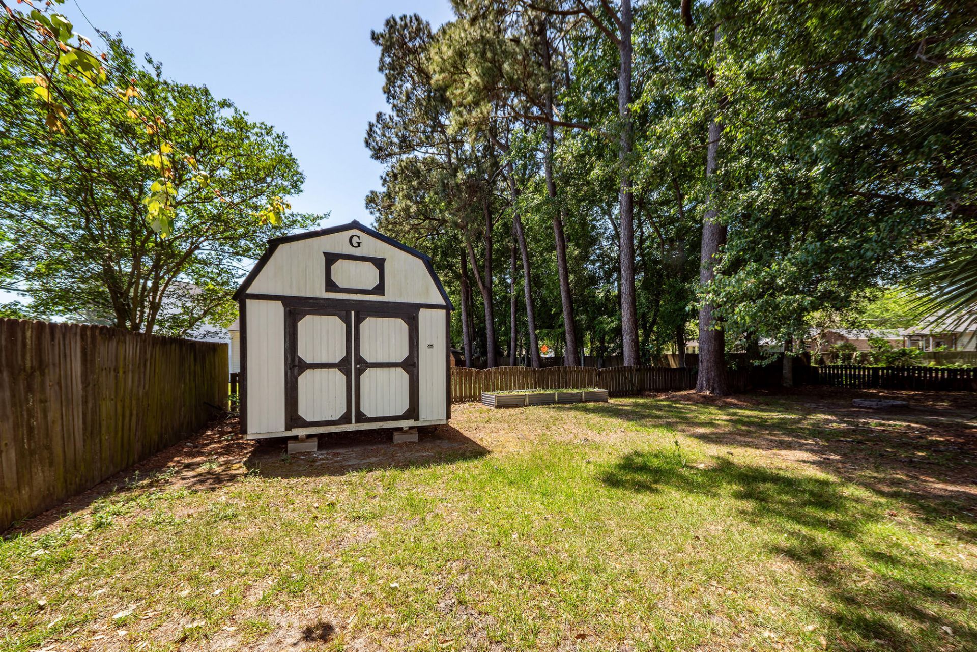 1333 Mapleton Avenue Photo 45