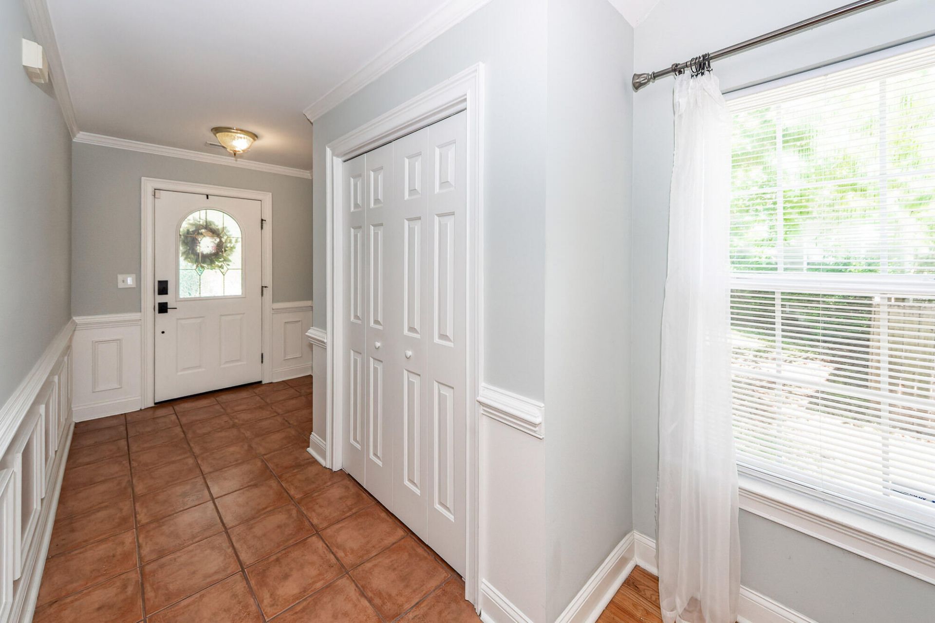 1333 Mapleton Avenue Photo 6