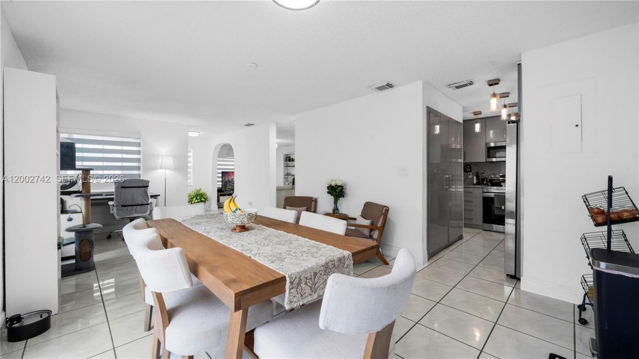 13918 SW 161st Ter, Miami, FL 33177 Photo