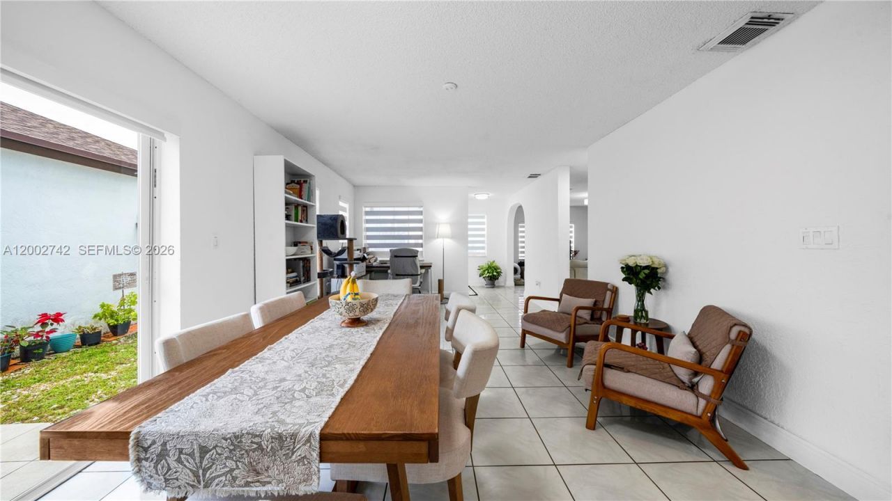 13918 SW 161st Ter, Miami, FL 33177 Photo