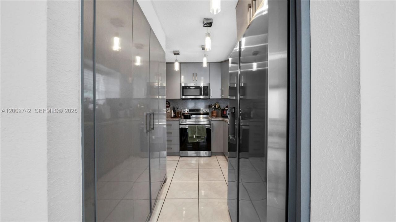 13918 SW 161st Ter, Miami, FL 33177 Photo