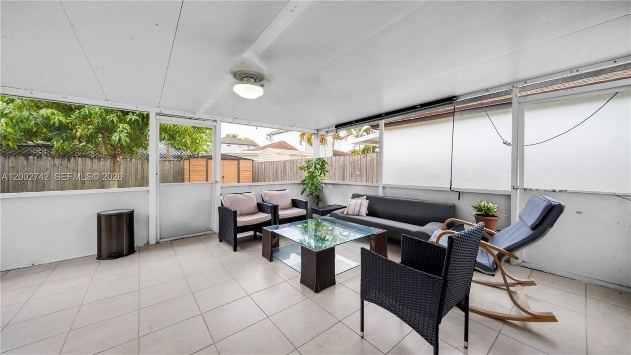 13918 SW 161st Ter, Miami, FL 33177 Photo