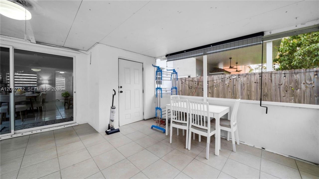 13918 SW 161st Ter, Miami, FL 33177 Photo