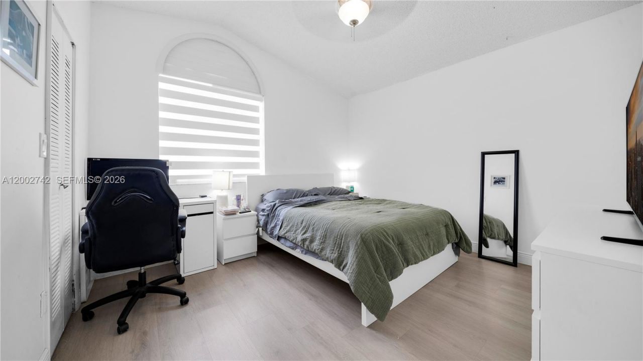 13918 SW 161st Ter, Miami, FL 33177 Photo