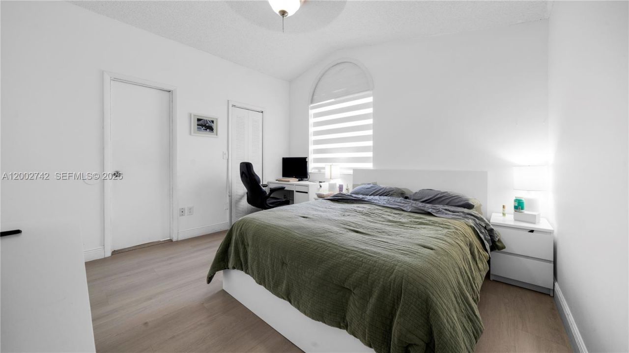 13918 SW 161st Ter, Miami, FL 33177 Photo