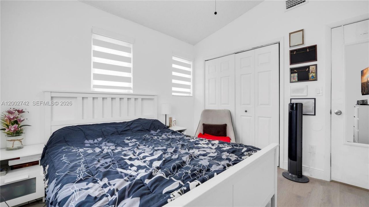 13918 SW 161st Ter, Miami, FL 33177 Photo