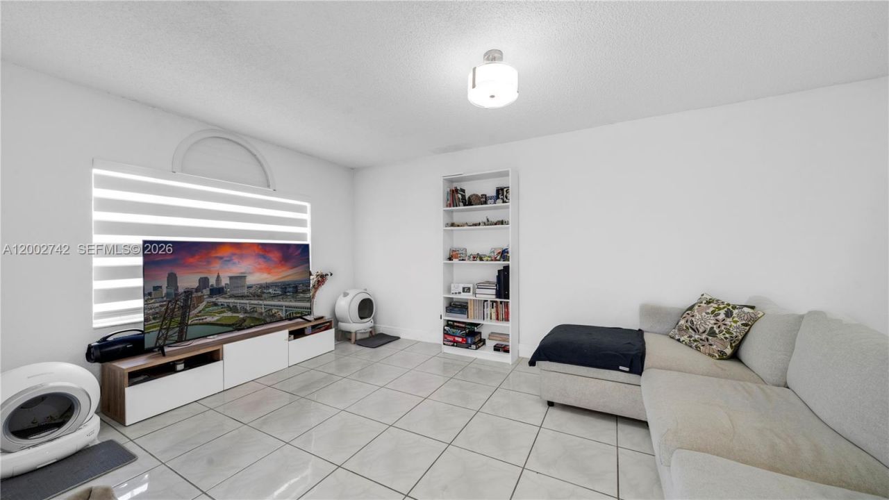 13918 SW 161st Ter, Miami, FL 33177 Photo