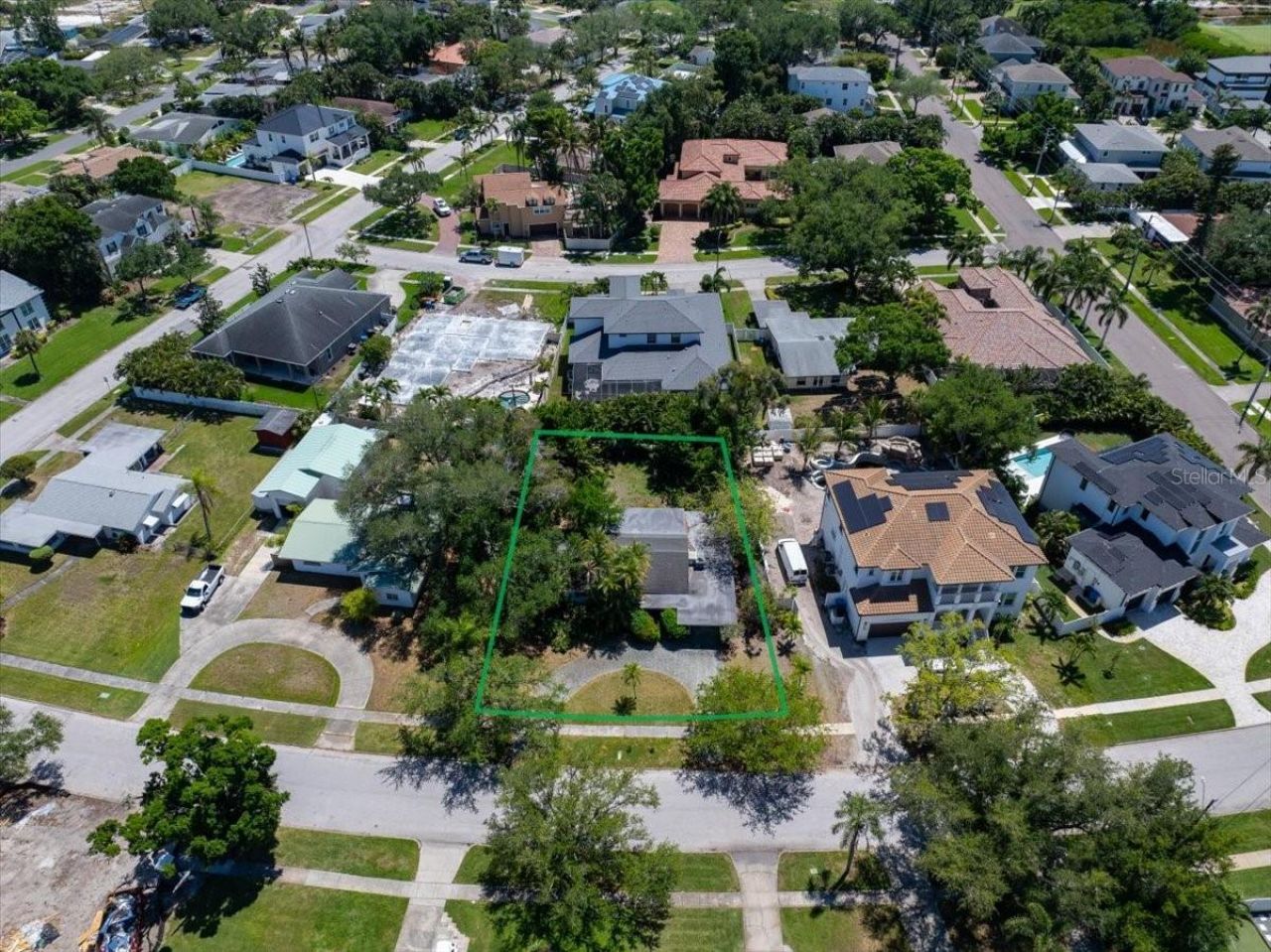459 Bayview Drive Ne, Saint Petersburg, FL 33704 Photo