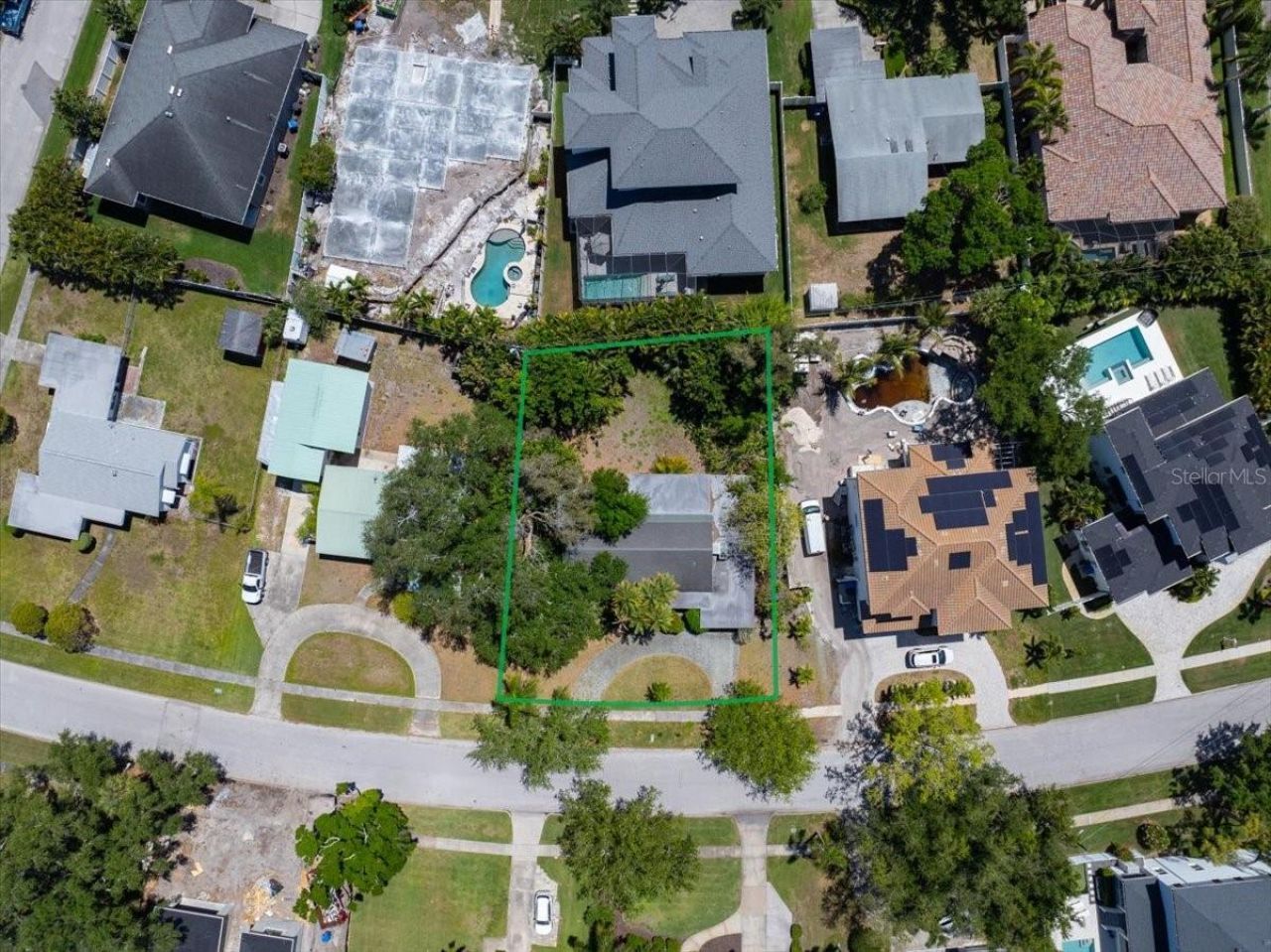 459 Bayview Drive Ne, Saint Petersburg, FL 33704 Photo