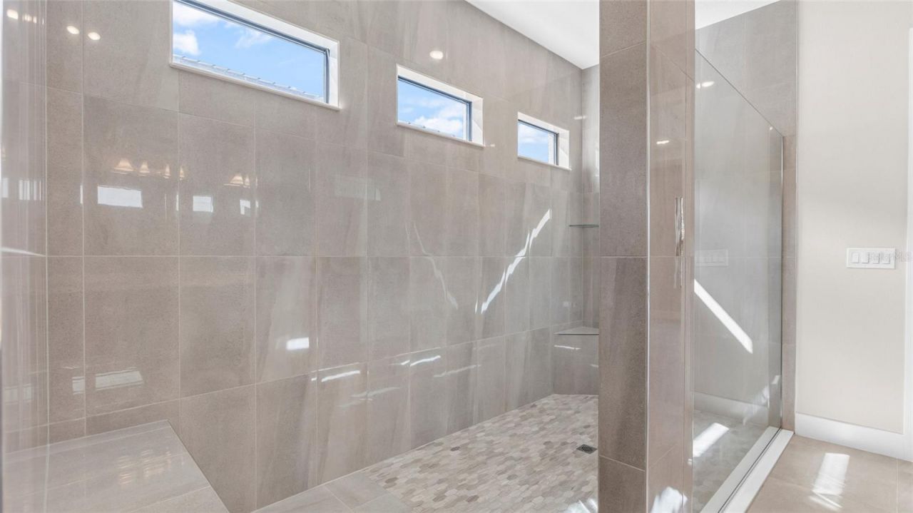 18225 Cresswind Terrace, Lakewood Ranch, FL 34211 Photo