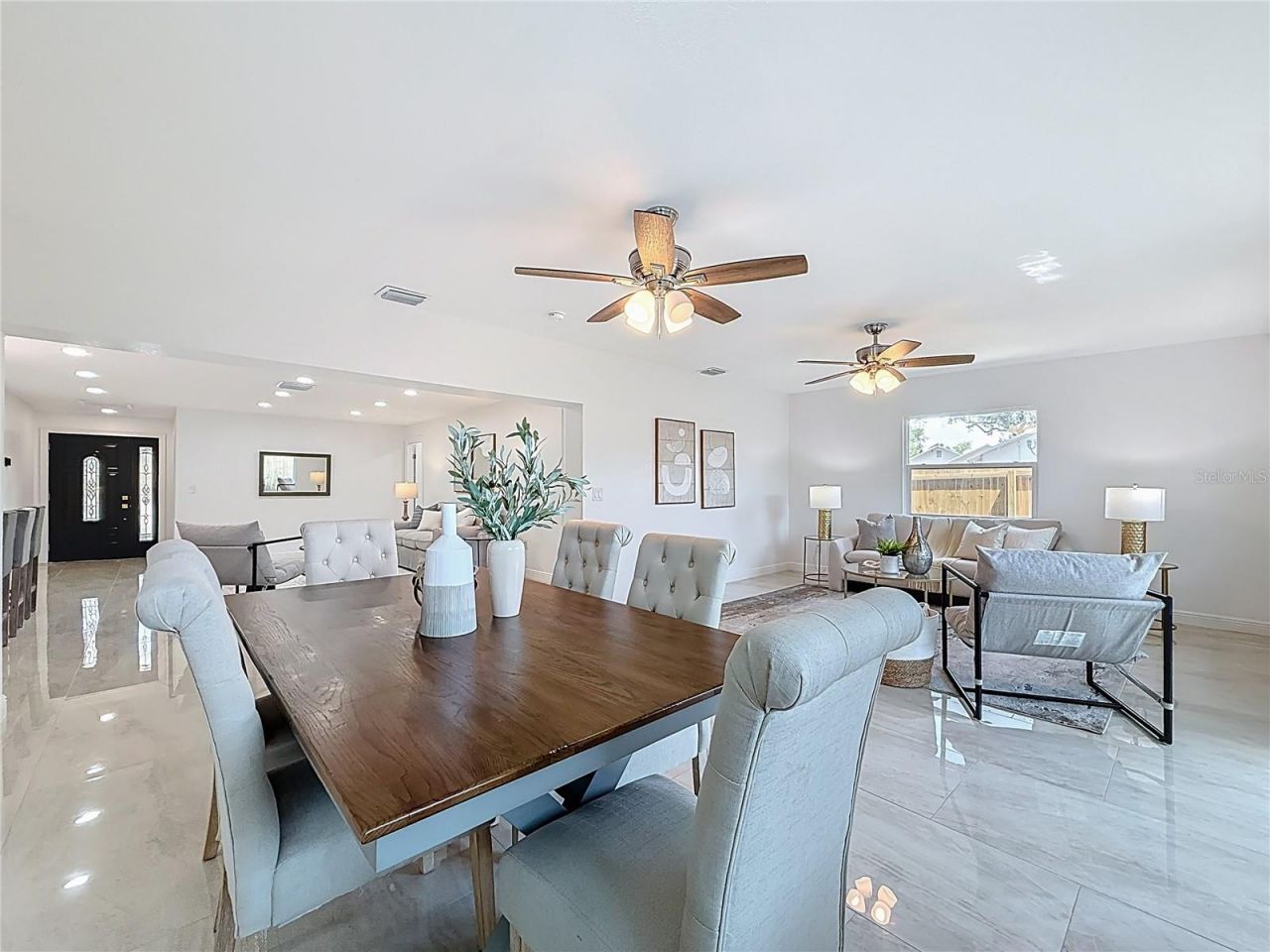 910 Alcazar Way S, Saint Petersburg, FL 33705 Photo