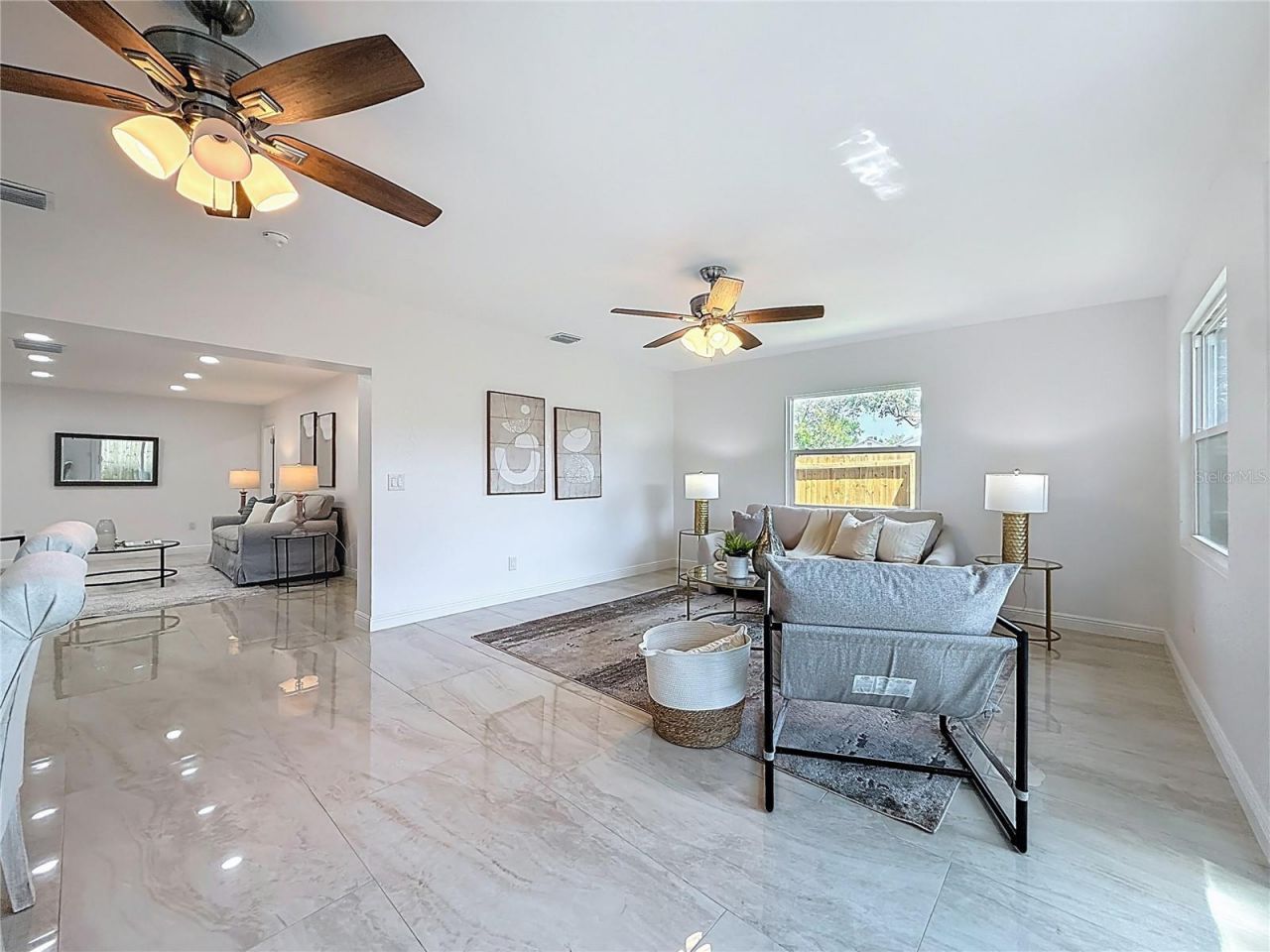 910 Alcazar Way S, Saint Petersburg, FL 33705 Photo