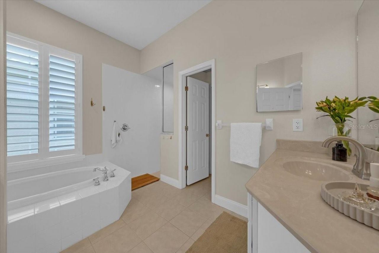 14639 Chatsworth Manor Circle, Tampa, FL 33626 Photo