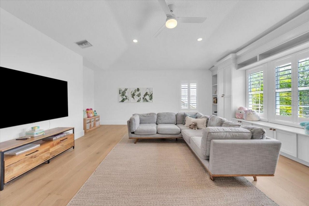 14639 Chatsworth Manor Circle, Tampa, FL 33626 Photo