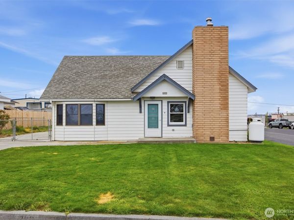 206 E Cedar St , Othello, WA 99344