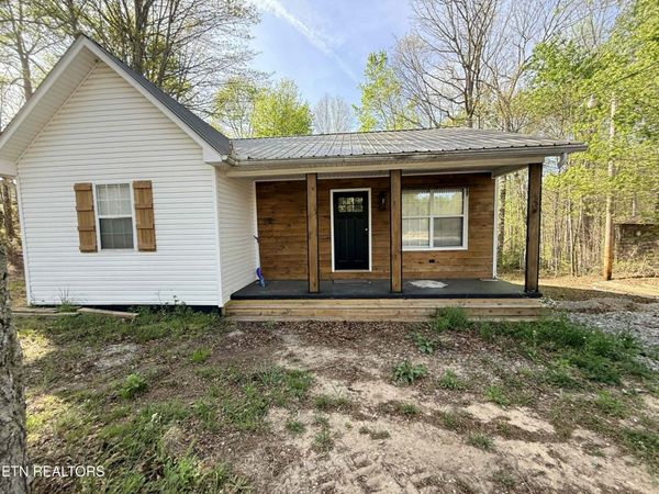 242 Joe Barnett Rd, Jamestown, TN 38556