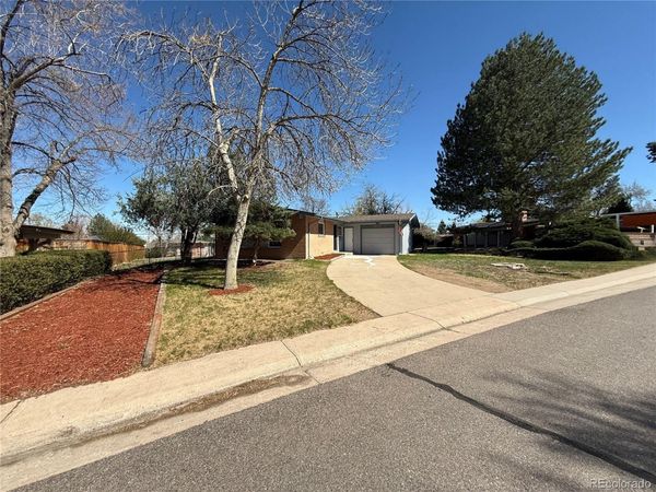 5674 W Chestnut Avenue , Littleton, CO 80128