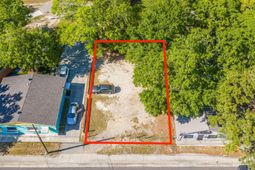 2911 Alabama Drive photo 4