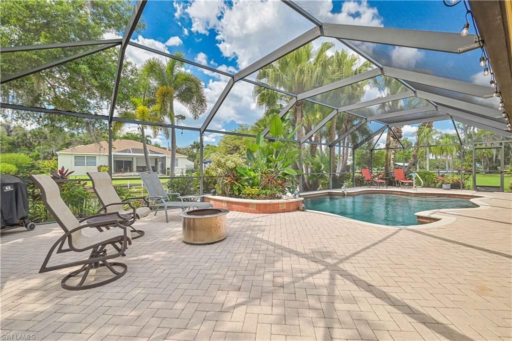 1910 Oak Dr, Alva, FL 33920 Photo