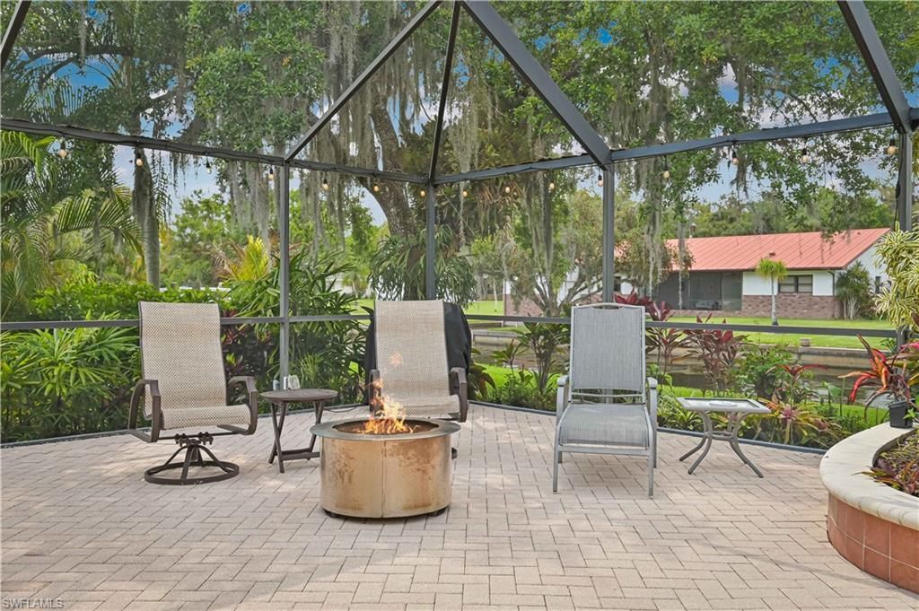 1910 Oak Dr, Alva, FL 33920 Photo