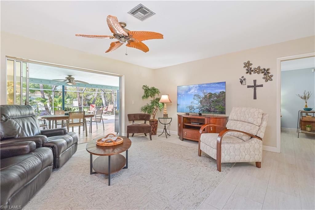 1910 Oak Dr, Alva, FL 33920 Photo