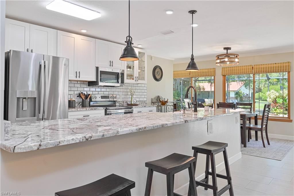 1910 Oak Dr, Alva, FL 33920 Photo