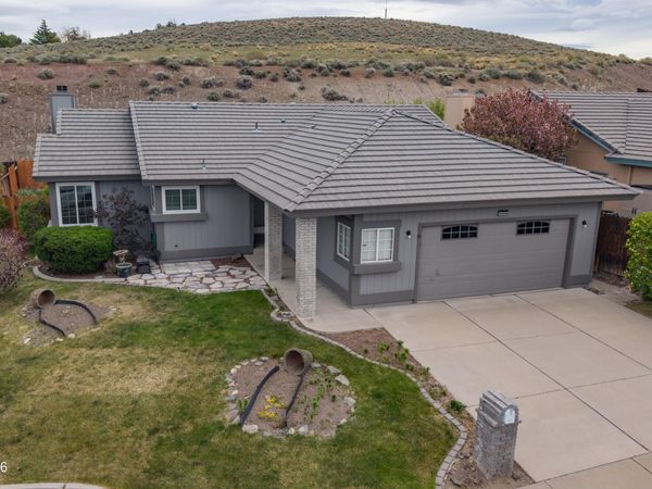 5026 Santa Barbara Avenue, Sparks, NV 89436